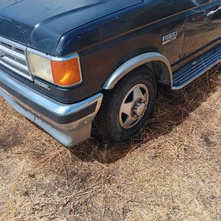 1989 Ford Crew — photo 4