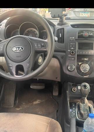 2012 KIA Forte LX 4dr Sedan Manual — photo 1