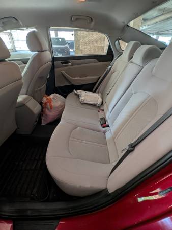 2018 Hyundai Sonata SE 4dr Sedan Automatic — photo 7