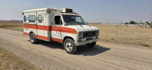 1978 Ford Ambulance — photo 2