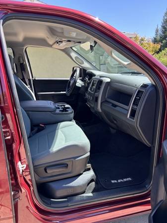 2017 RAM 1500 Tradesman — photo 8