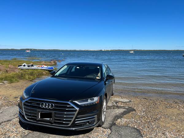 2019 Audi A8 0t — photo 2