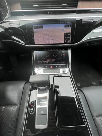 2019 Audi A8 0t — photo 12