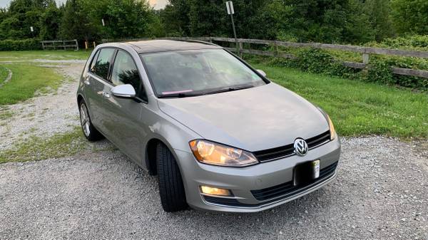 2015 Volkswagen Golf TDI SEL 4-Door — photo 2