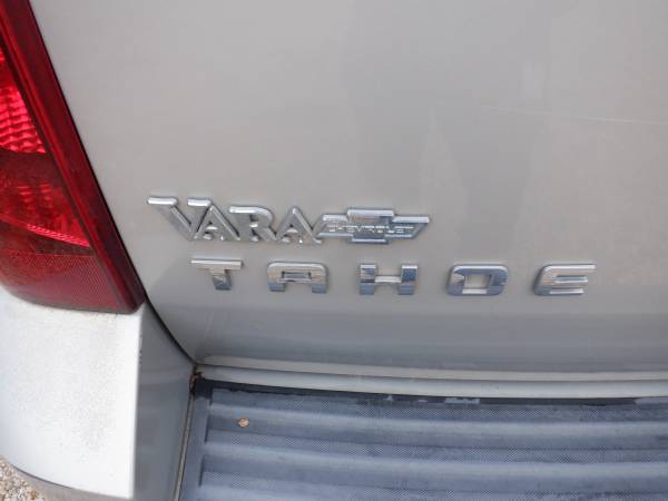 2008 Chevrolet Tahoe LT 4x4 Automatic — photo 11
