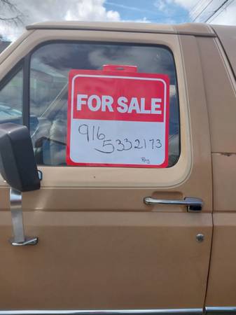 1984 Ford Bronco XLT 2dr 4WD SUV — photo 8
