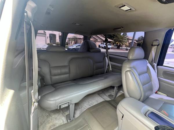1996 Chevrolet Tahoe LT 2dr SUV — photo 4