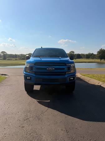 2019 Ford F-150 Platinum — photo 1