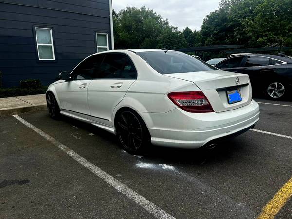 2008 Mercedes-Benz C300 — photo 6