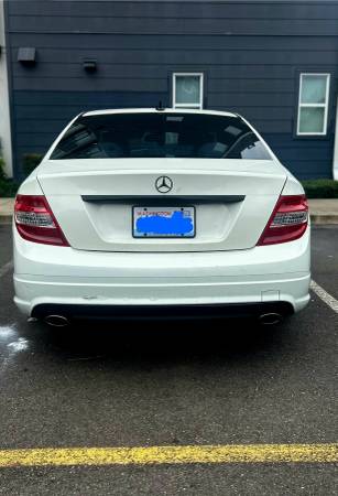 2008 Mercedes-Benz C300 — photo 5