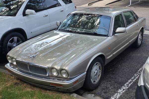 1996 Jaguar Xj6 Sedan — photo 1