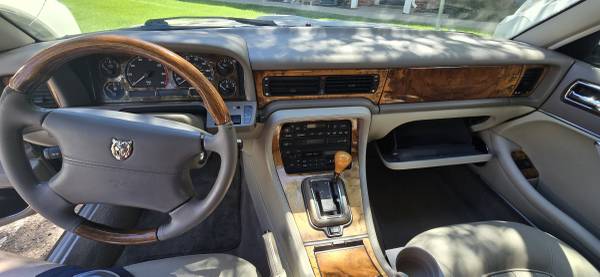 1996 Jaguar Xj6 Sedan — photo 7