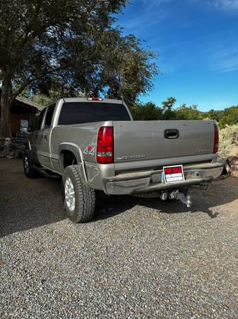 2002 Chevrolet Suburban 2500 LT 4dr 4x2 Automatic — photo 6