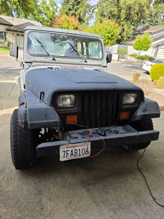1993 Jeep Wrangler Base 2dr 4WD SUV — photo 3