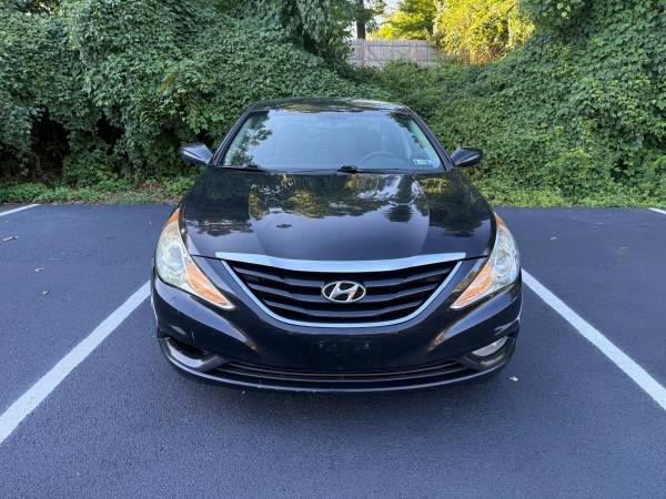 2013 Hyundai Sonata SE — photo 1