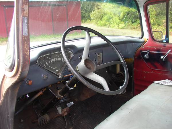 1957 Chevrolet Ton Pickup — photo 10