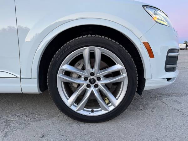 2018 Audi Q7 3.0T Prestige — photo 8