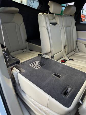 2018 Audi Q7 3.0T Prestige — photo 11