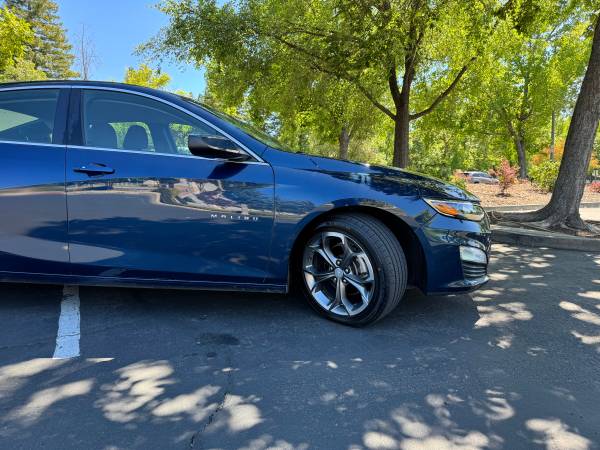 2021 Chevrolet Malibu LT — photo 3