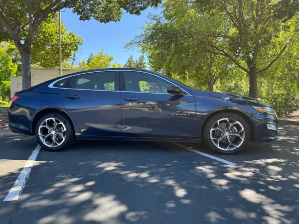 2021 Chevrolet Malibu LT — photo 4
