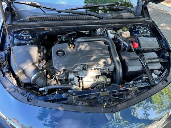 2021 Chevrolet Malibu LT — photo 6