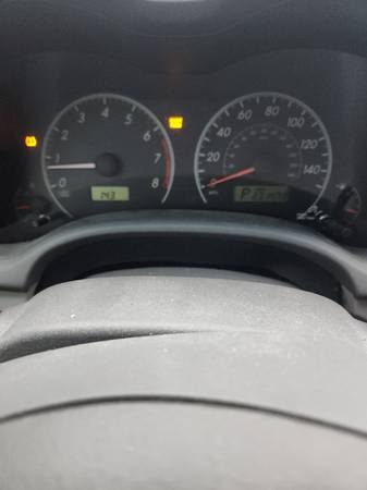 2009 Toyota Corolla LE 4dr Sedan Automatic — photo 5