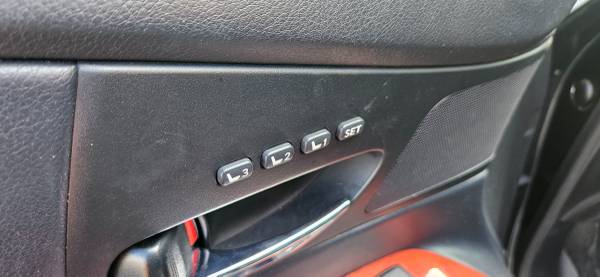 2011 Lexus RX 450h Base — photo 6