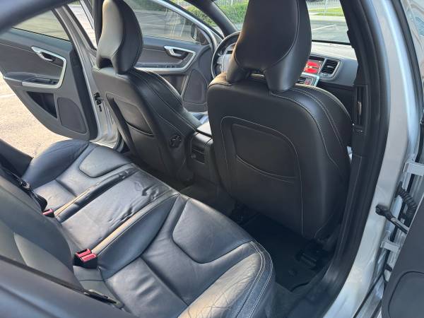 2015 Volvo S60 T5 — photo 8