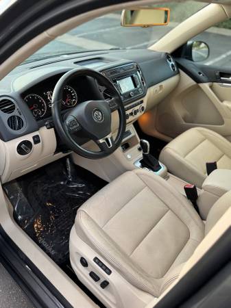 2013 Volkswagen Tiguan SEL — photo 10