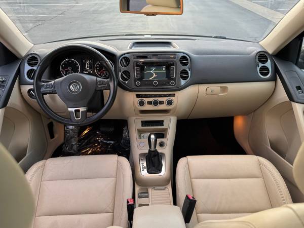 2013 Volkswagen Tiguan SEL — photo 9
