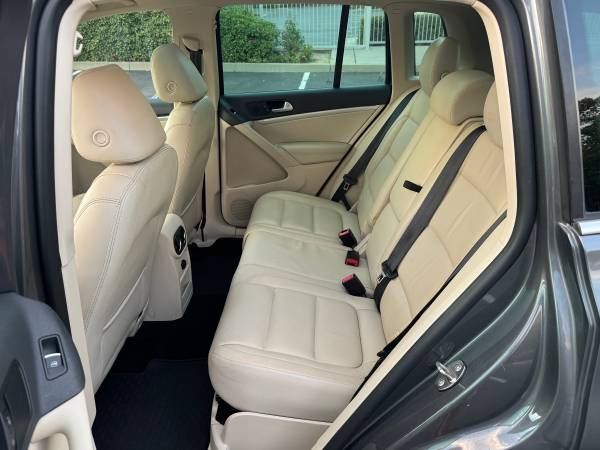 2013 Volkswagen Tiguan SEL — photo 8