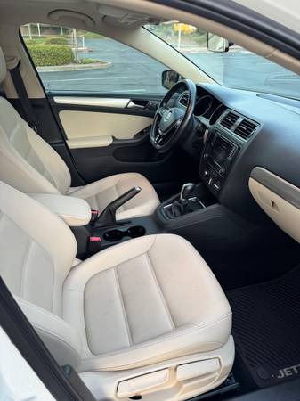 2017 Volkswagen Jetta 1.4T SE — photo 7