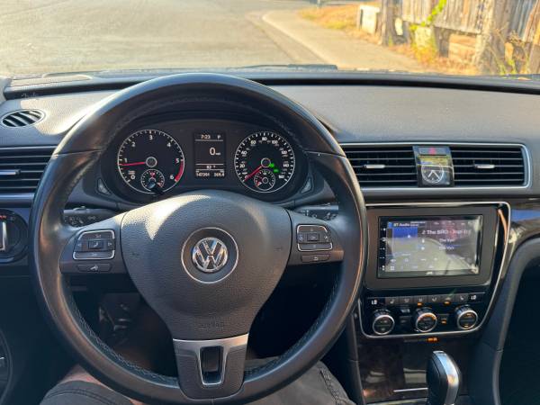 2015 Volkswagen Passat TDI SEL Premium — photo 5