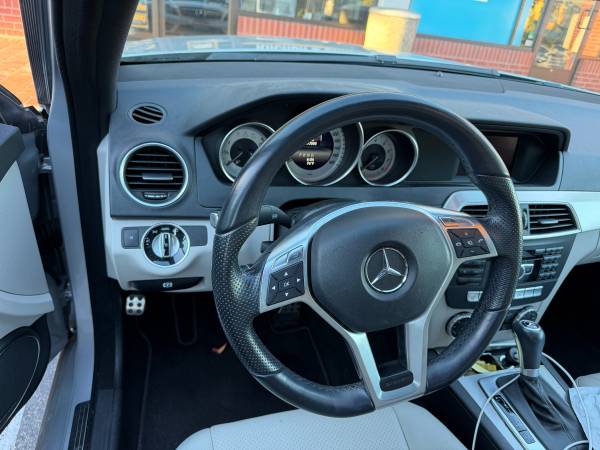 2014 Mercedes-Benz C300 4matic — photo 6