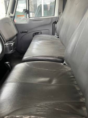 2013 Nissan International Duro — photo 6