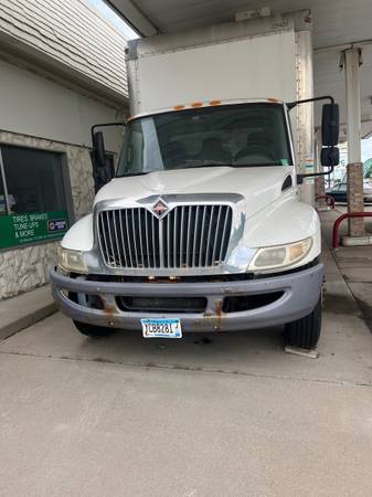 2013 Nissan International Duro — photo 1