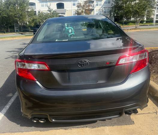 2014 Toyota Camry SE — photo 6