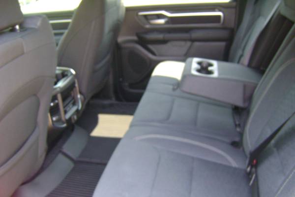 2026 Dodge Ram Crew — photo 9