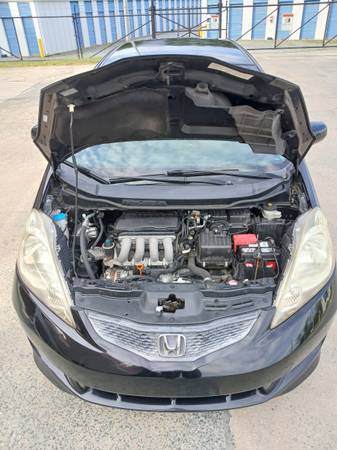 2010 Honda FIT Sport 4dr Front-wheel Drive Hatchback Manual — photo 7
