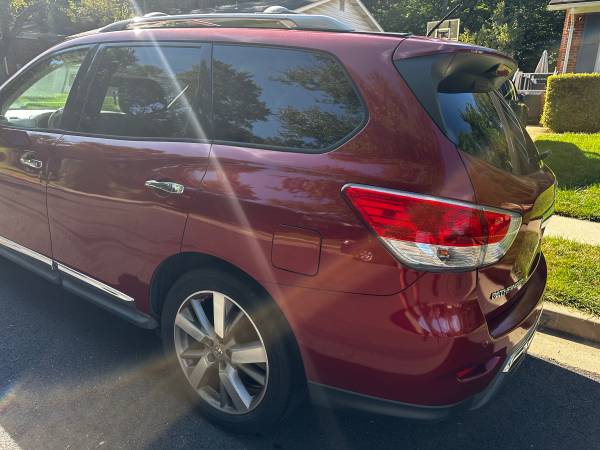 2013 Nissan Pathfinder Platinum — photo 4