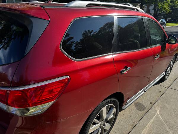 2013 Nissan Pathfinder Platinum — photo 6