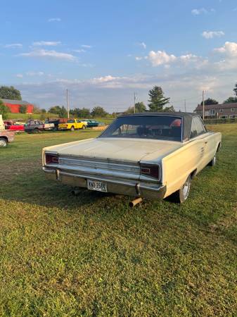 1966 Dodge Coronet — photo 2