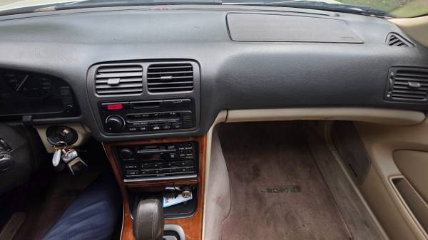 1995 Acura Legend LS 2dr Coupe — photo 9