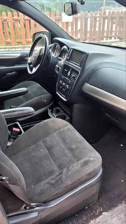 2015 Dodge Grand Caravan SE Front-wheel Drive Passenger Van Automatic — photo 4