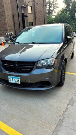 2015 Dodge Grand Caravan SE Front-wheel Drive Passenger Van Automatic — photo 1