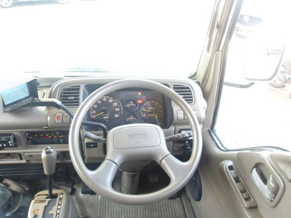 1996 Isuzu Camroad Camper — photo 9
