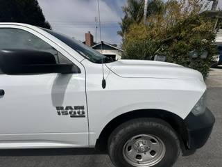 2019 RAM 1500 Classic SLT 4x4 Quad Cab 140 in. WB Automatic — photo 3
