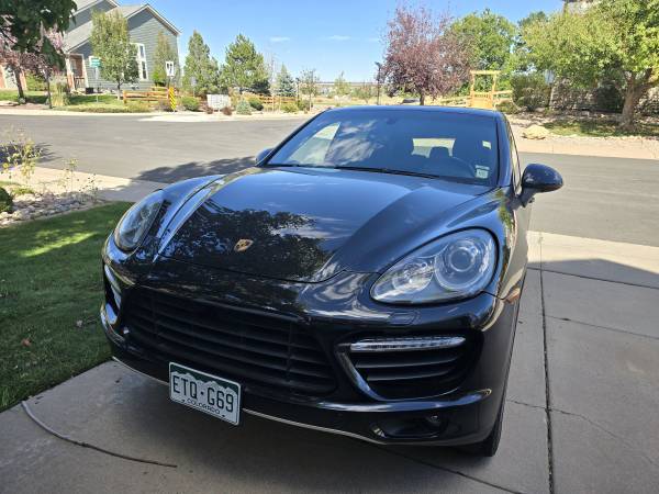 2011 Porsche Cayenne Turbo 4dr All-wheel Drive Automatic — photo 1
