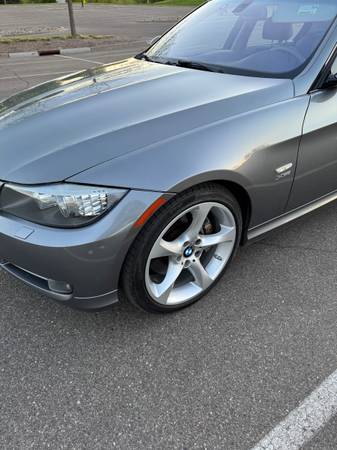 2010 BMW 335xi 4dr — photo 11