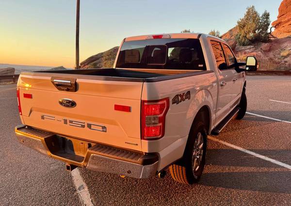 2020 Ford F-150 Platinum — photo 2